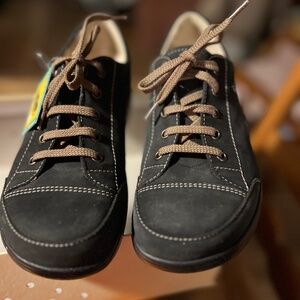 Finn Comfort IKEBUKURO 3